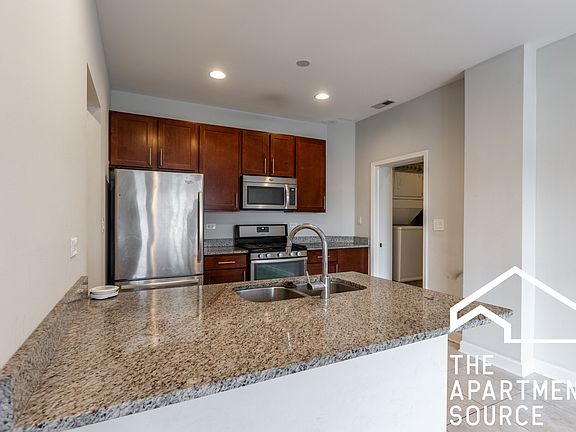 3rd image of 1811 N Clybourn Ave Unit 1