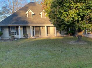 311 Lawrence St, Caledonia, MS 39740