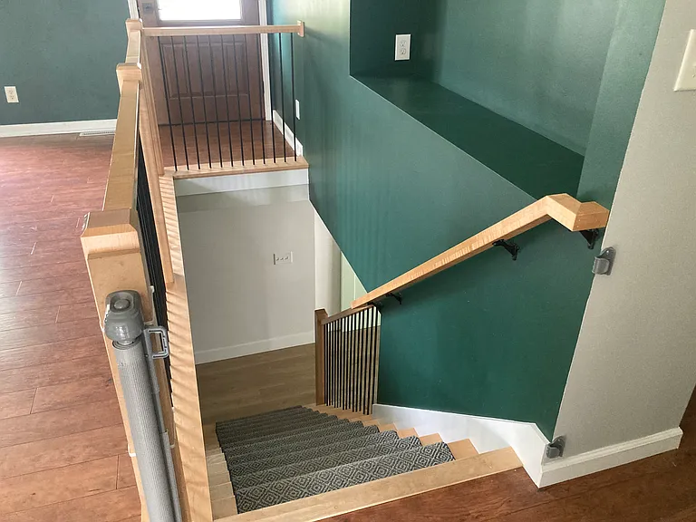 1202 Woodlawn Ave — Photo 11