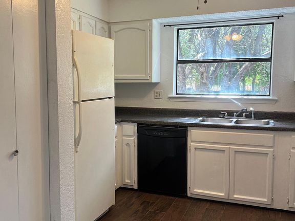 5th image of 7416 Franklin Dr