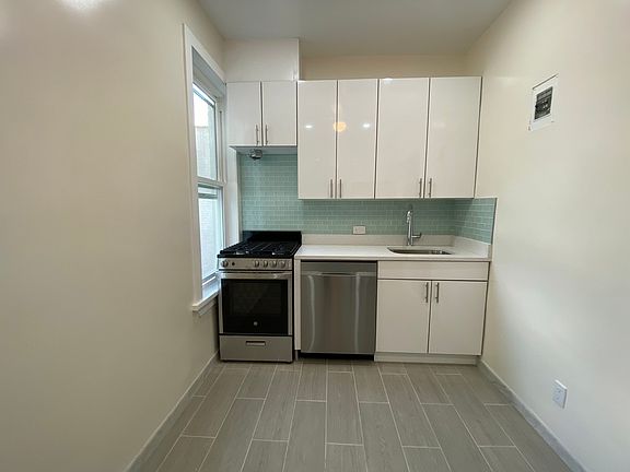 5th image of 43-31 44th St #3R