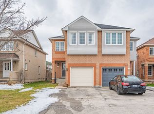 7160 Waldorf Way, Mississauga, ON L5N 7R3