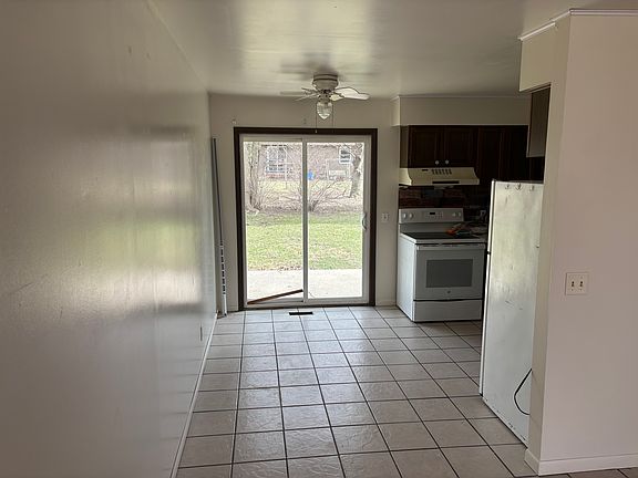 4th image of 963 Royce Ave #963