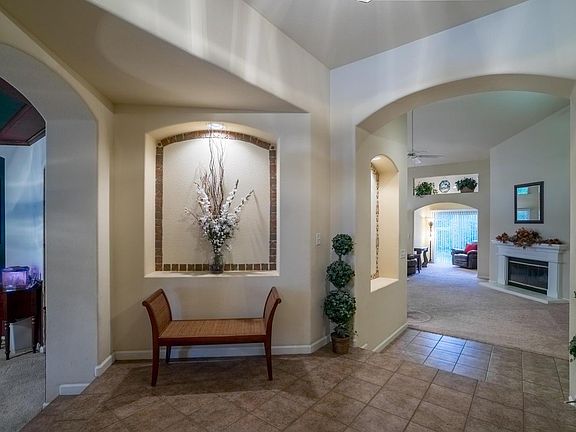 3rd image of 9539 N Paula Ave