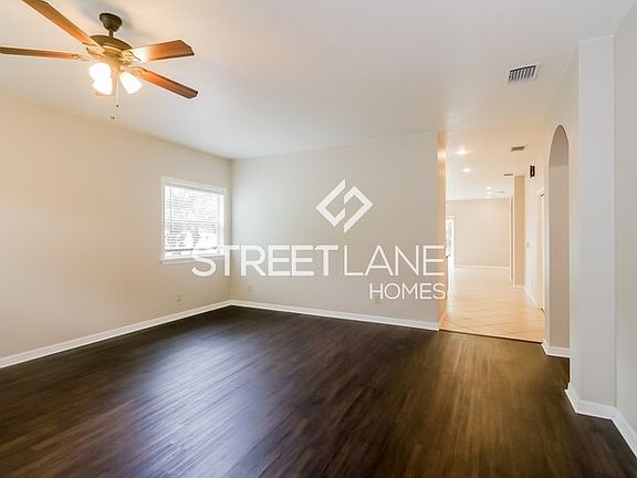 3rd image of 22025 Laver Ln