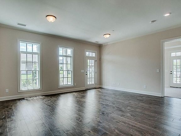 5th image of 6000 Keats St Unit 103