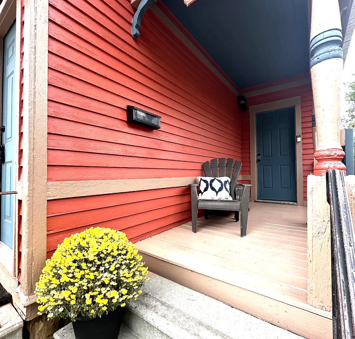 2 bed, 1130 sqft, $1,600 — Photo 2