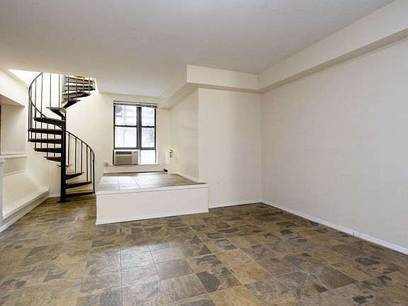 5th image of 215 W 84th St APT 127