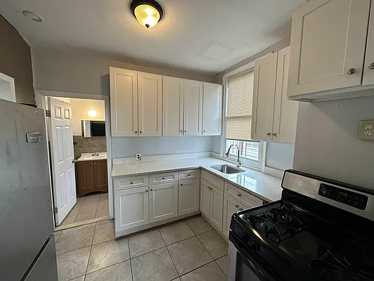 Rented by Corcoran | media 17