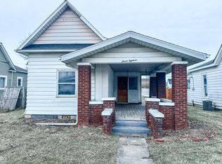 718 Main St, Elwood, IN 46036