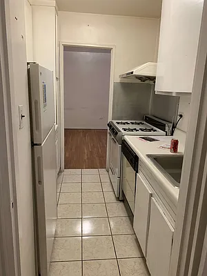 Sold by Winzone Realty Inc | media 5