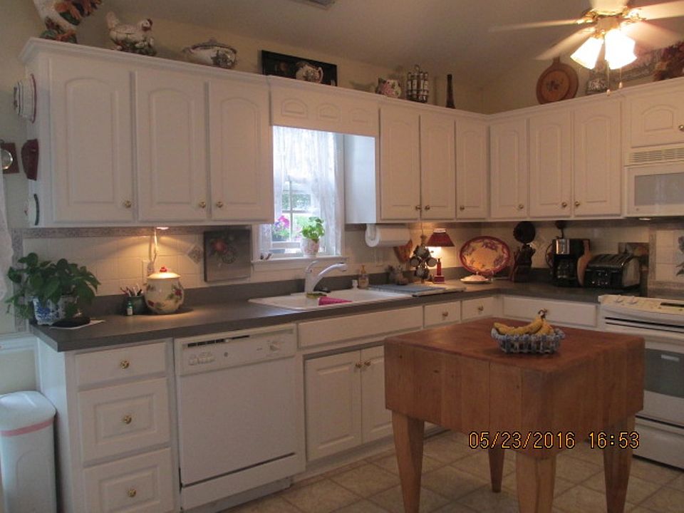 2nd image of 108 Sellhorn Blvd