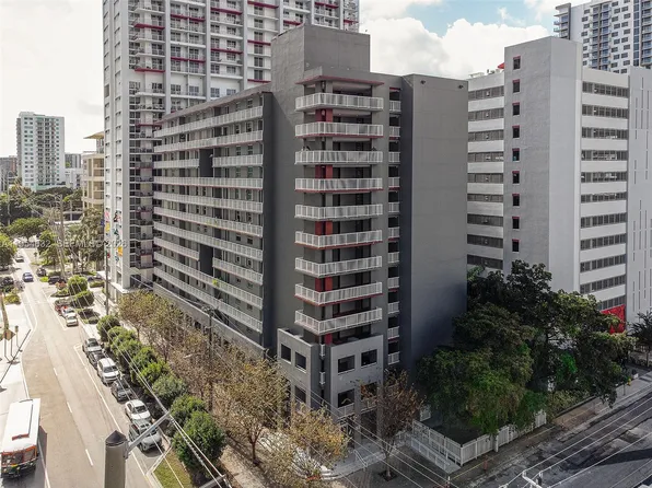 104 SW 9th St APT 1101, Miami, FL 33130