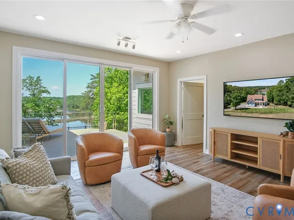 254 Echo Point Ln, Lancaster, VA 22503