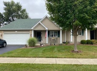 4840 Streamside Dr, Loves Park, IL 61111