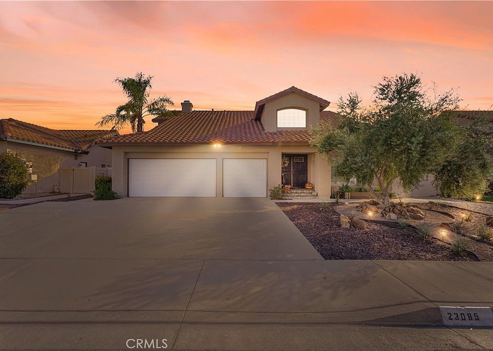1st image of 23085 Twinflower Ave