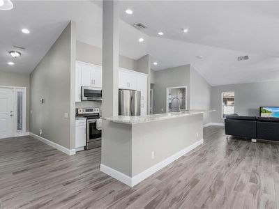 3720 SW 3rd St, Cape Coral, FL, 33991