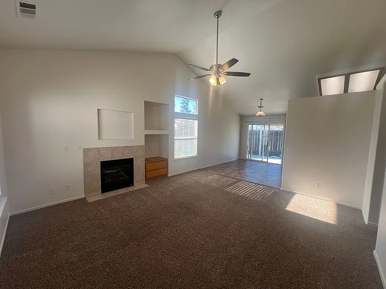 603 Cinnabar Way — Photo 3