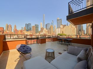 402 W 50th St #7, New York, NY 10019