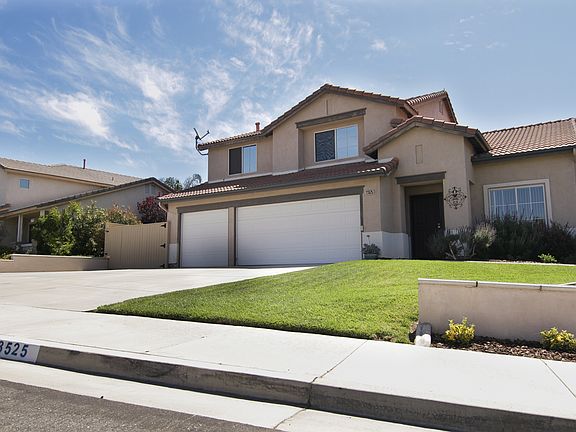 3rd image of 23525 Mountain Breeze Dr
