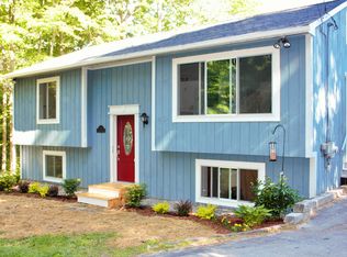 5 Rocky Ave, Topsham, ME 04086