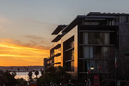 The Q Lofts Photo 1