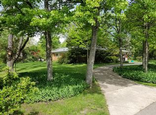 19851 Flamingo Blvd, Livonia, MI 48152