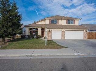 1963 Decatur Ave, Clovis, CA 93611