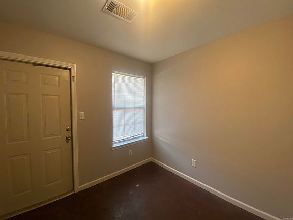 5th image of 3619 Sycamore St