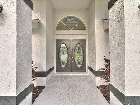 5th image of 1808 Sherwood Lakes Blvd
