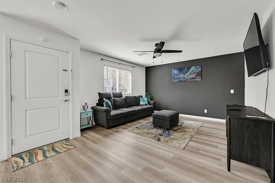 Building Photo - 2845 Mariner Turquoise Ln #1