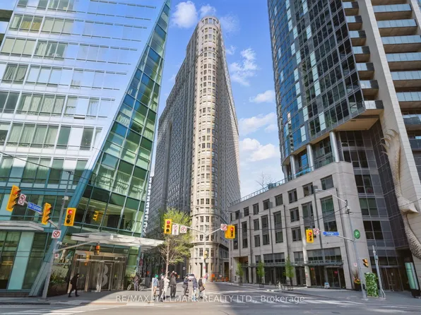25 The Esplanade, Toronto, ON