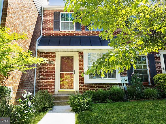 2nd image of 13511 Deerwater Dr #5-C