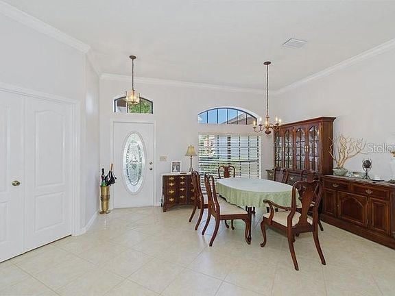 3rd image of 1122 Ivey Lake Dr