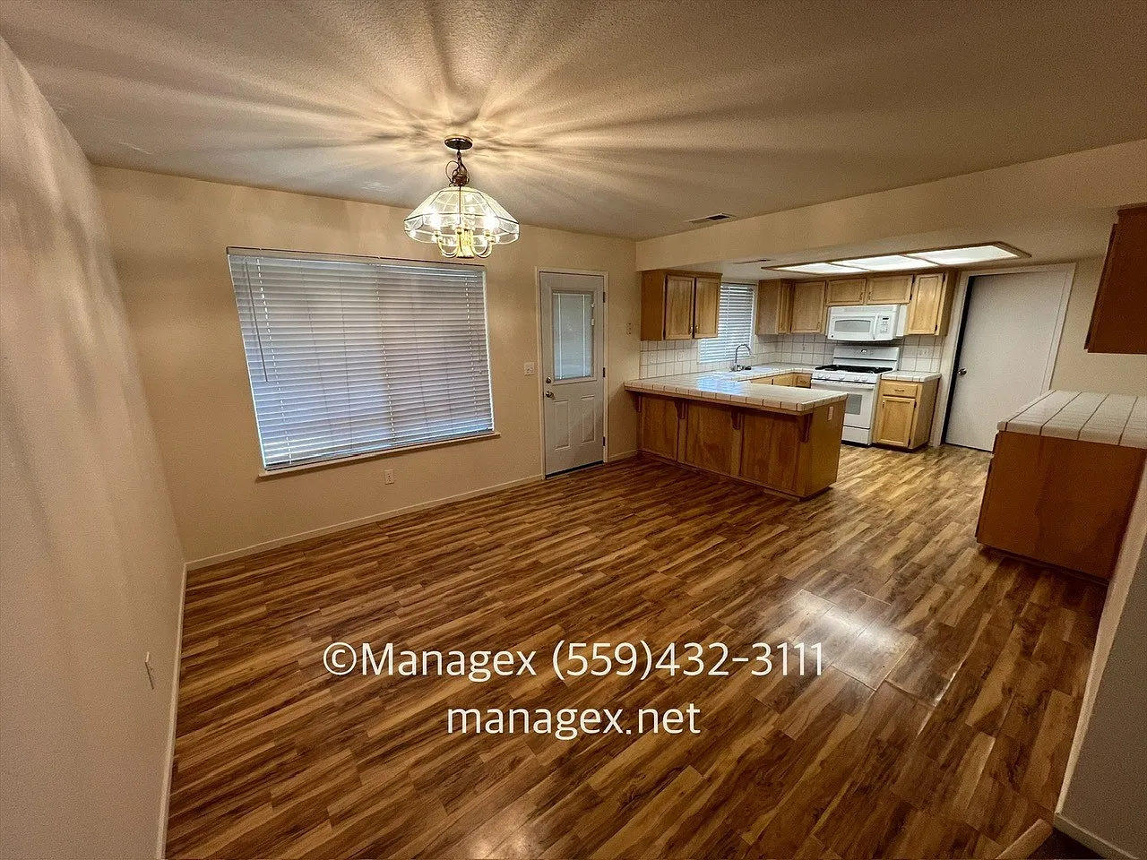 3 bed, 1701 sqft, $1,900 — Photo 3
