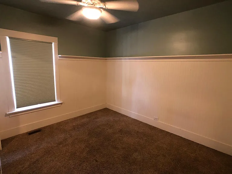 1024 E Hollywood Ave — Photo 8