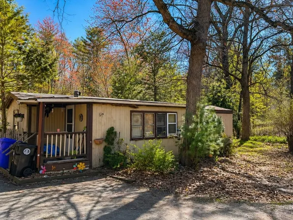 35 Patterson Rd, Shirley, MA 01464