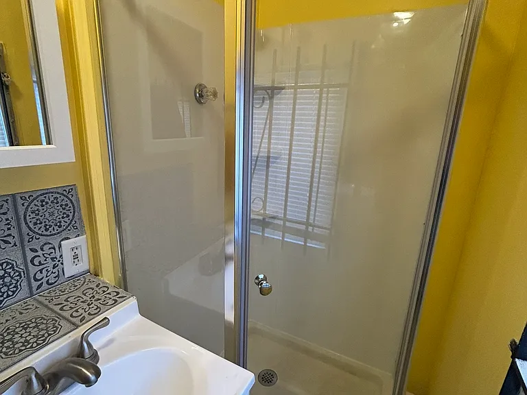 2509 W Oakdale St #1 — Photo 21