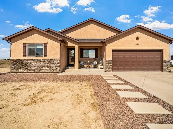 681 E Longsdale Dr, Pueblo West, CO 81007