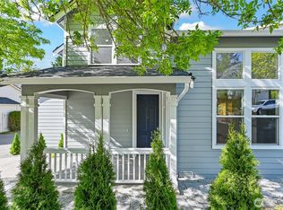 15122 NE 8th Pl, Bellevue, WA 98007