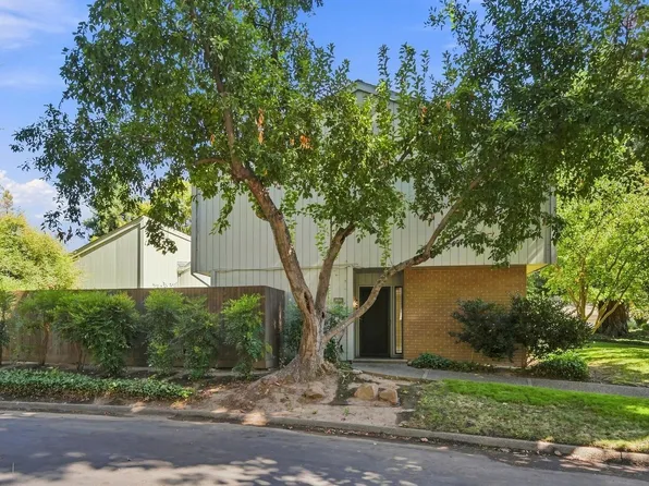 800 Elmhurst Cir, Sacramento, CA 95825