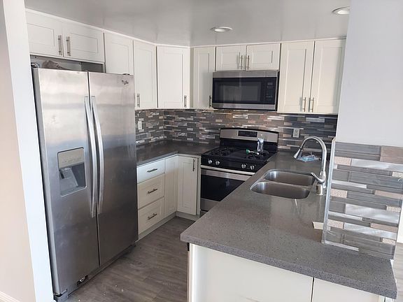 5th image of 335 N Adams St Unit 215