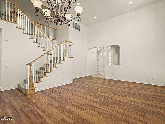 5th image of 2840 Falcon Ridge Dr