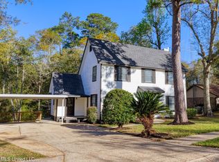 3507 Courtenay Cir, Ocean Springs, MS 39564