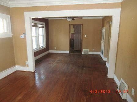 3rd image of 2709 Parkway Dr