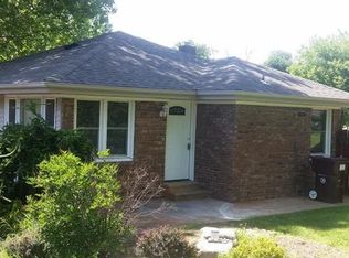 6123 Erb Rd, Saint Louis, MO 63129