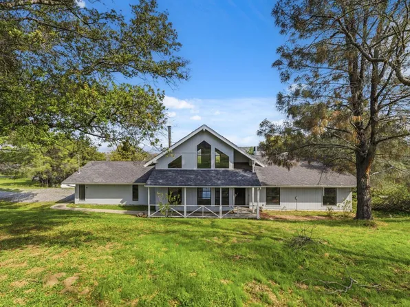 30449 Corral Dr, Coarsegold, CA 93614