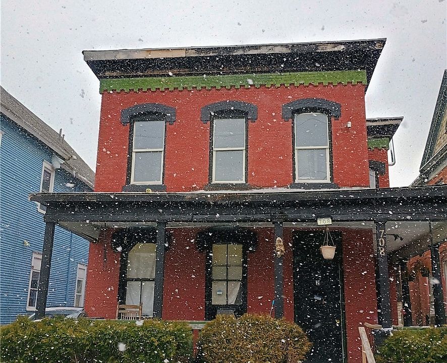 1st image of 708 Catherine St
