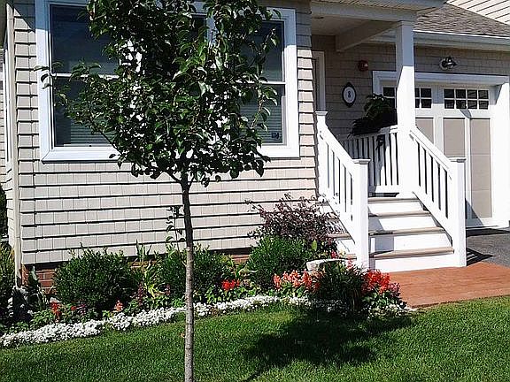 5th image of 8 Meadow Way