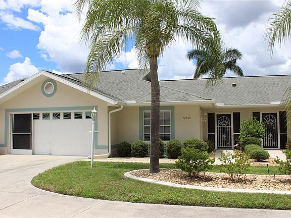 2nd image of 12350 SW Kingsway Cir #402